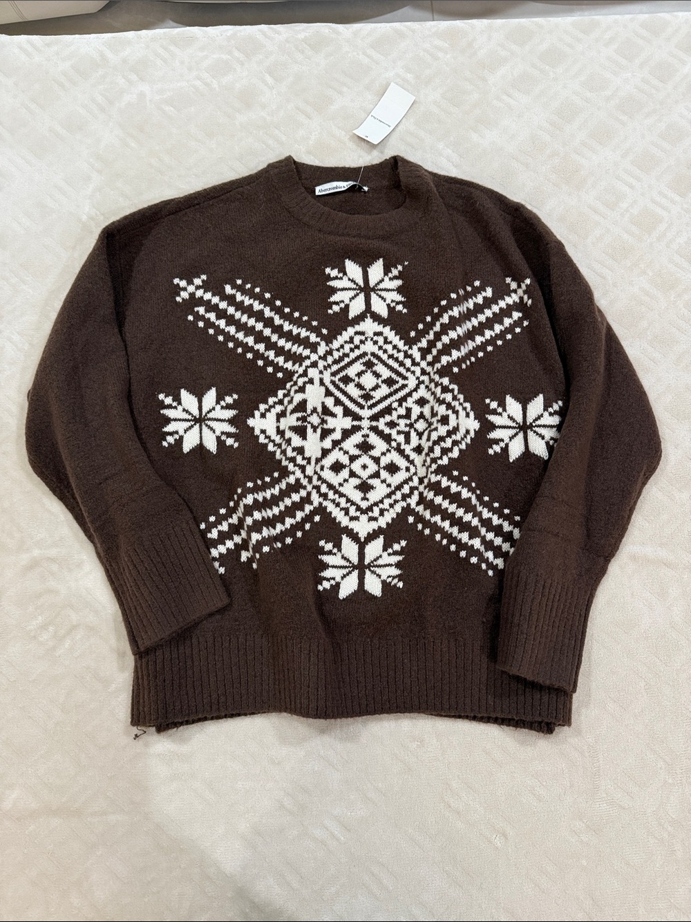NWT Abercrombie & Fitch Cozy Winter Brown Snowflake Crewneck Sweater XS